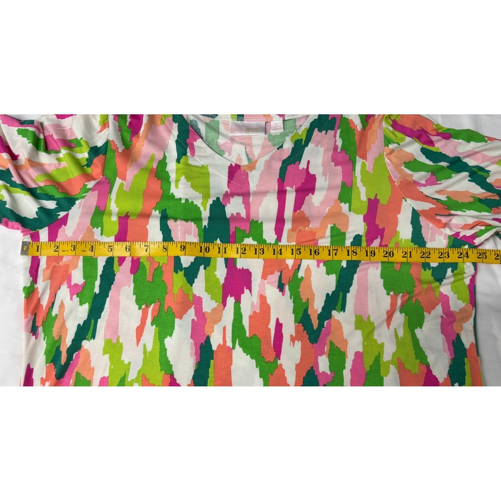 Belle by Kim Gravel XL Abstract Ikat V-Neck Top Smocked Cuffs Multi-Color - Picture 6 of 6